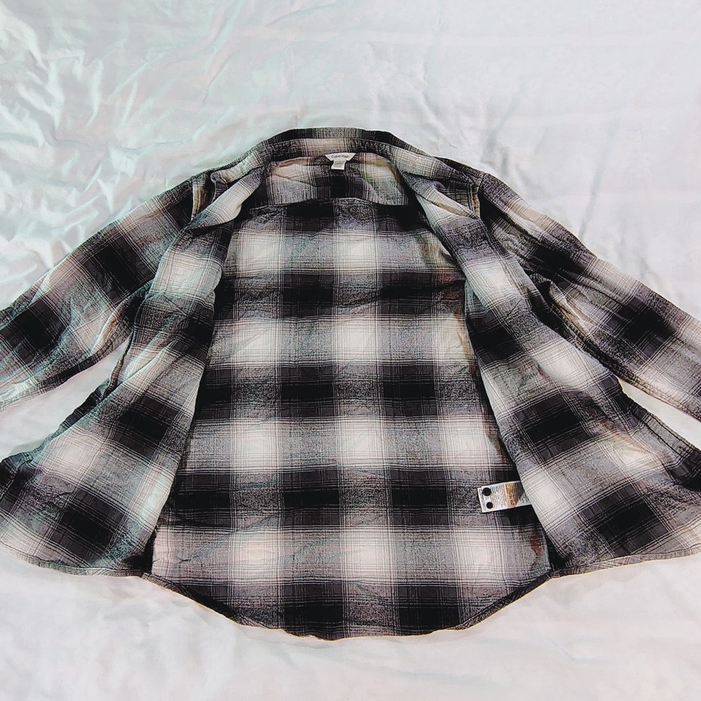 Calvin Klein Plaid Button-Up Collared Long sleeves Shirt